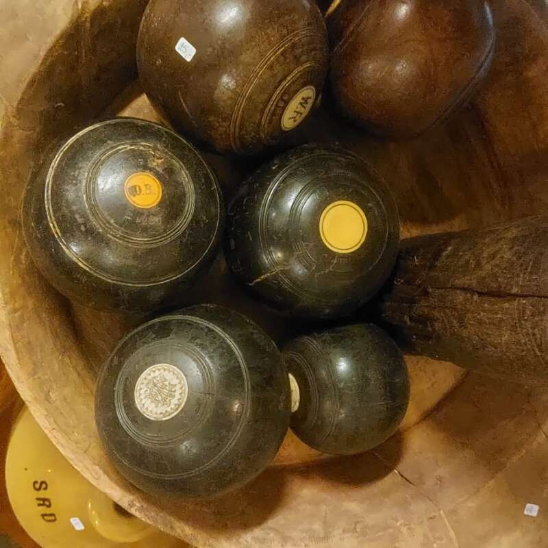 Old English Bowls