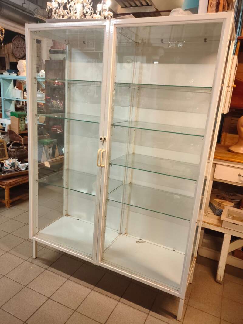 Dubbele ziekenhuiskast