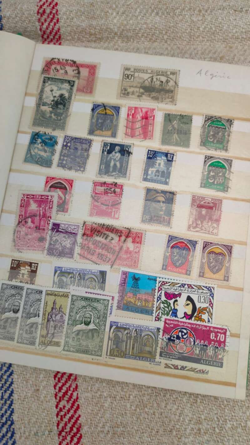 Boekje verzameling postzegels wereldwijd (300 stuks) - Afbeelding 3
