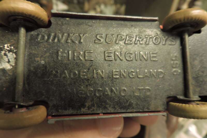 Dinky Toys brandweerwagen - Afbeelding 4